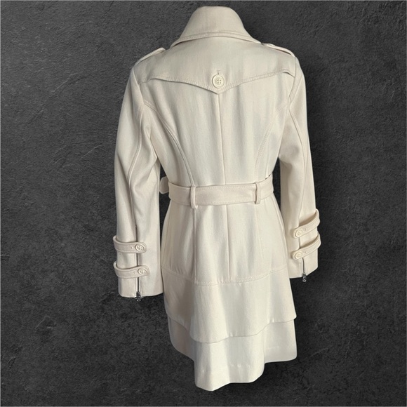 Guess Wool Blend White Diagonal zipper front belted Coat. Size Large. - Picture 5 of 13